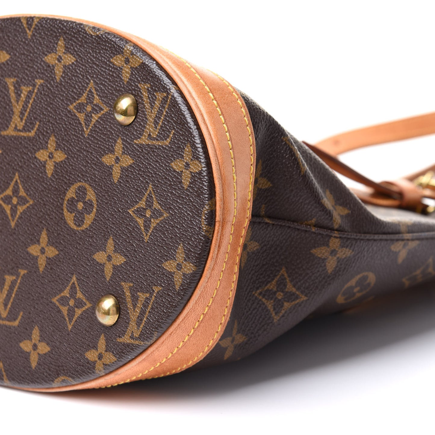 Monogram Petit Bucket 23