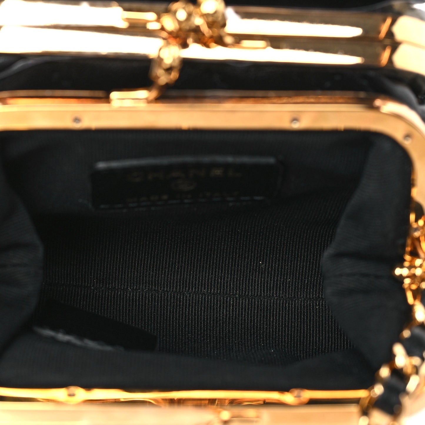 Lambskin Quilted Trio Kiss Lock Clutch With Chain Black