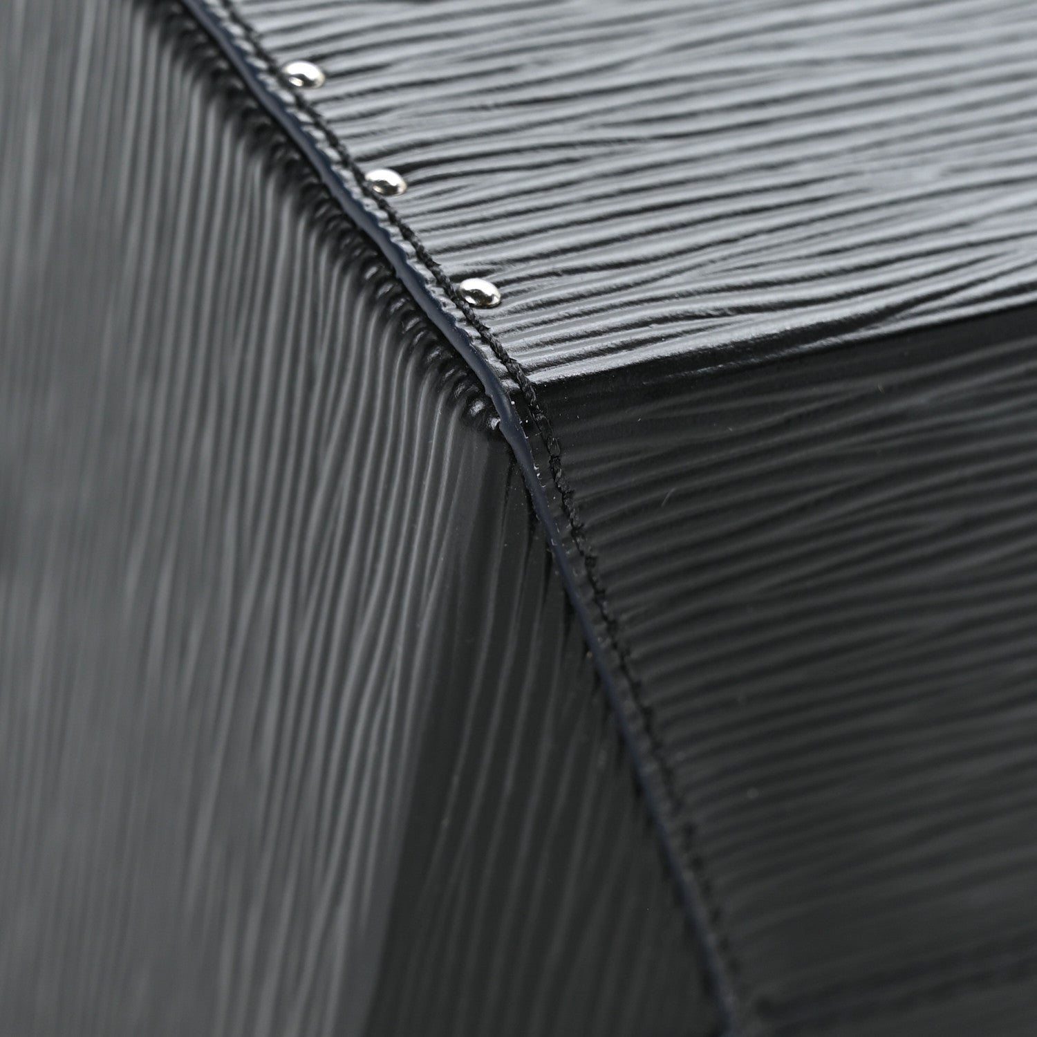 Louis Vuitton Epi Bleecker Box Black 10 of 11