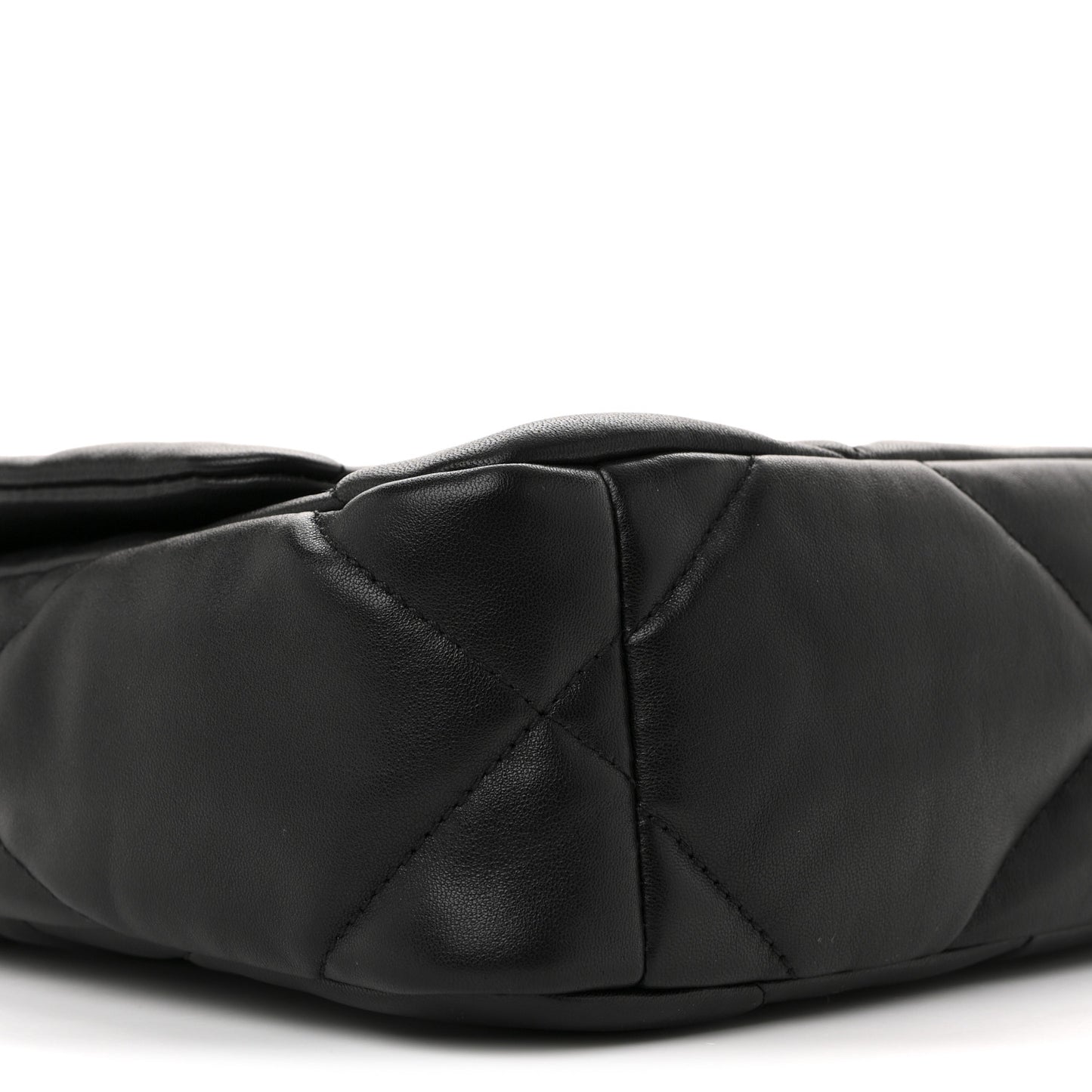 Lambskin Quilted Medium Chanel 19 Flap Black