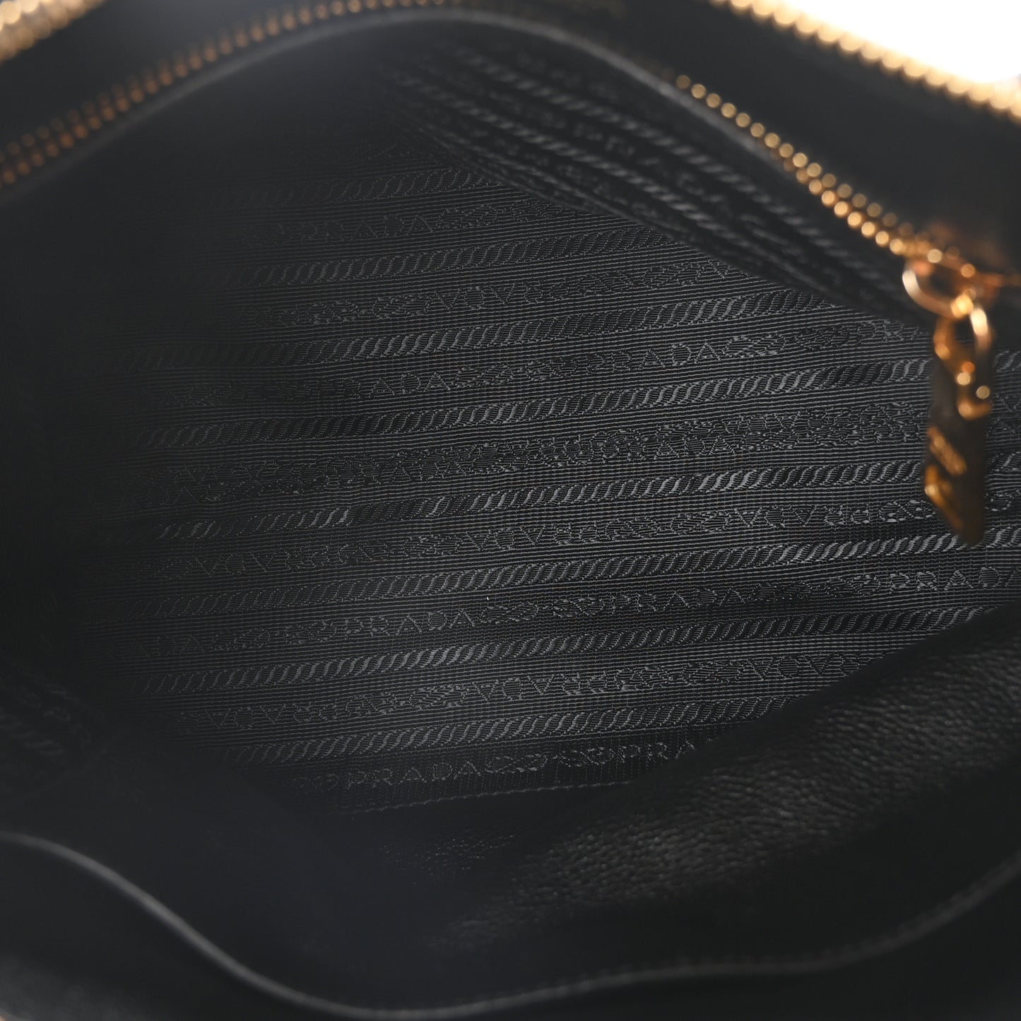 Vitello Daino Small Tote  Black