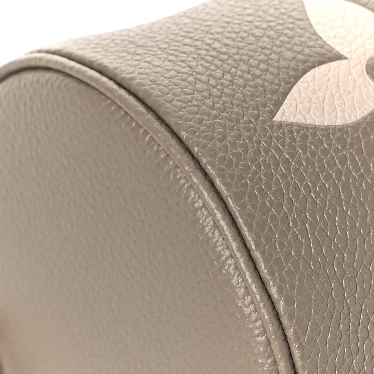 Empreinte Monogram Giant Papillon BB Tourterelle Cream