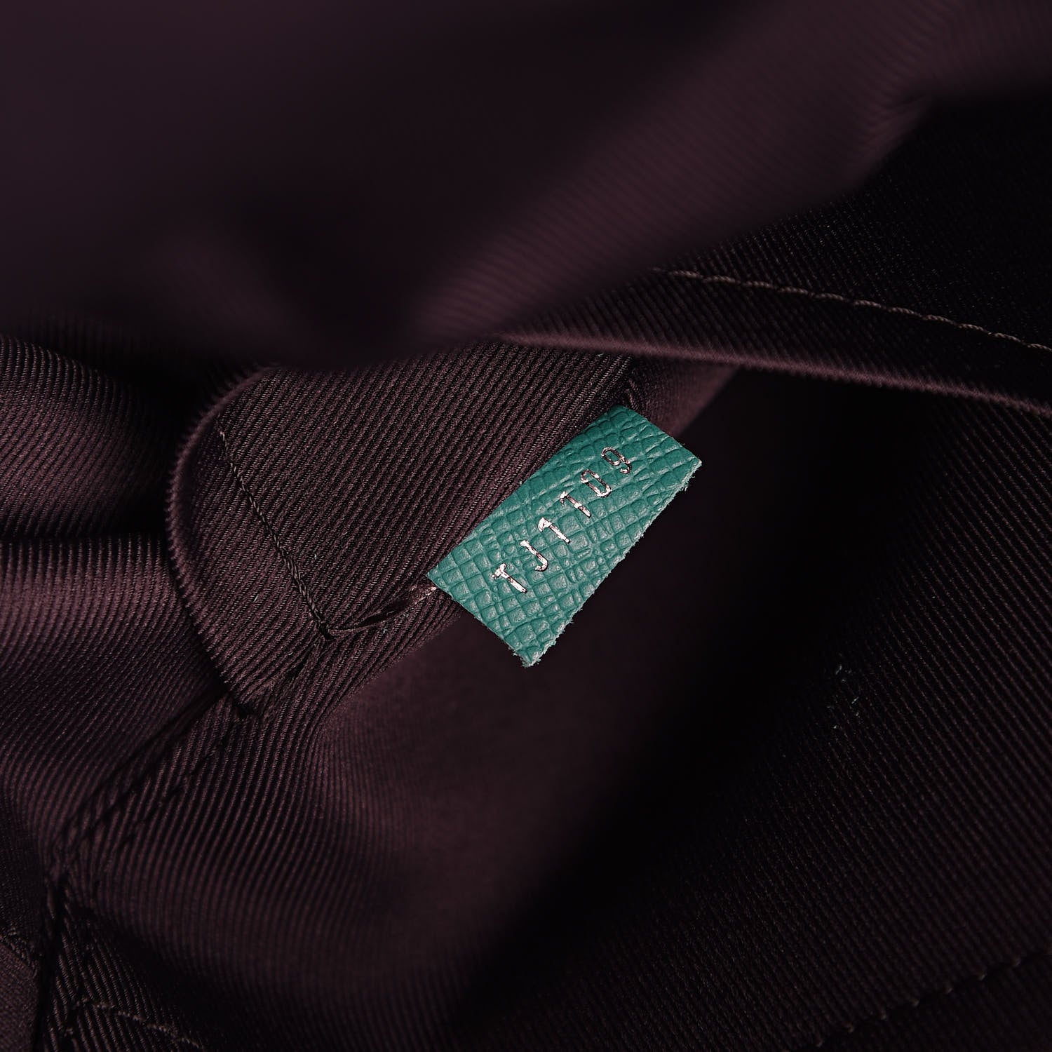Louis Vuitton Taiga Monogram Discovery Backpack PM Vert 7 of 10
