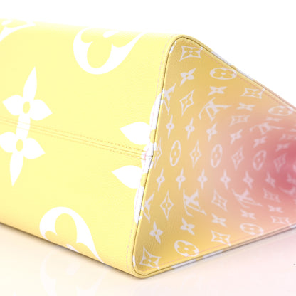 Louis Vuitton Monogram Giant By The Pool Onthego GM Light Pink 7 of 7