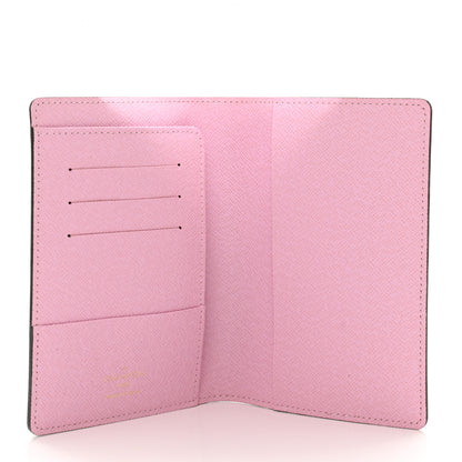 Louis Vuitton Monogram 2016 Christmas Animation Passport Cover Rose Ballerine 5 of 6