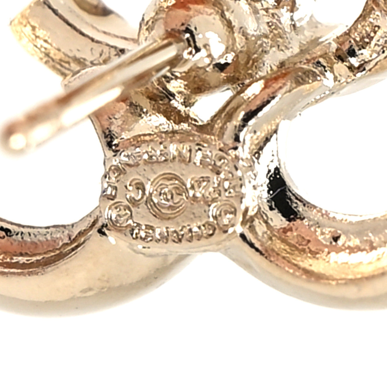 Metal Crystal CC Logo Heart Earrings Gold
