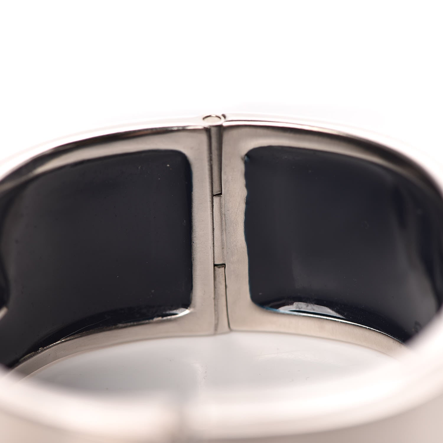Chanel Metal Pearl CC Cuff Silver 10 of 16