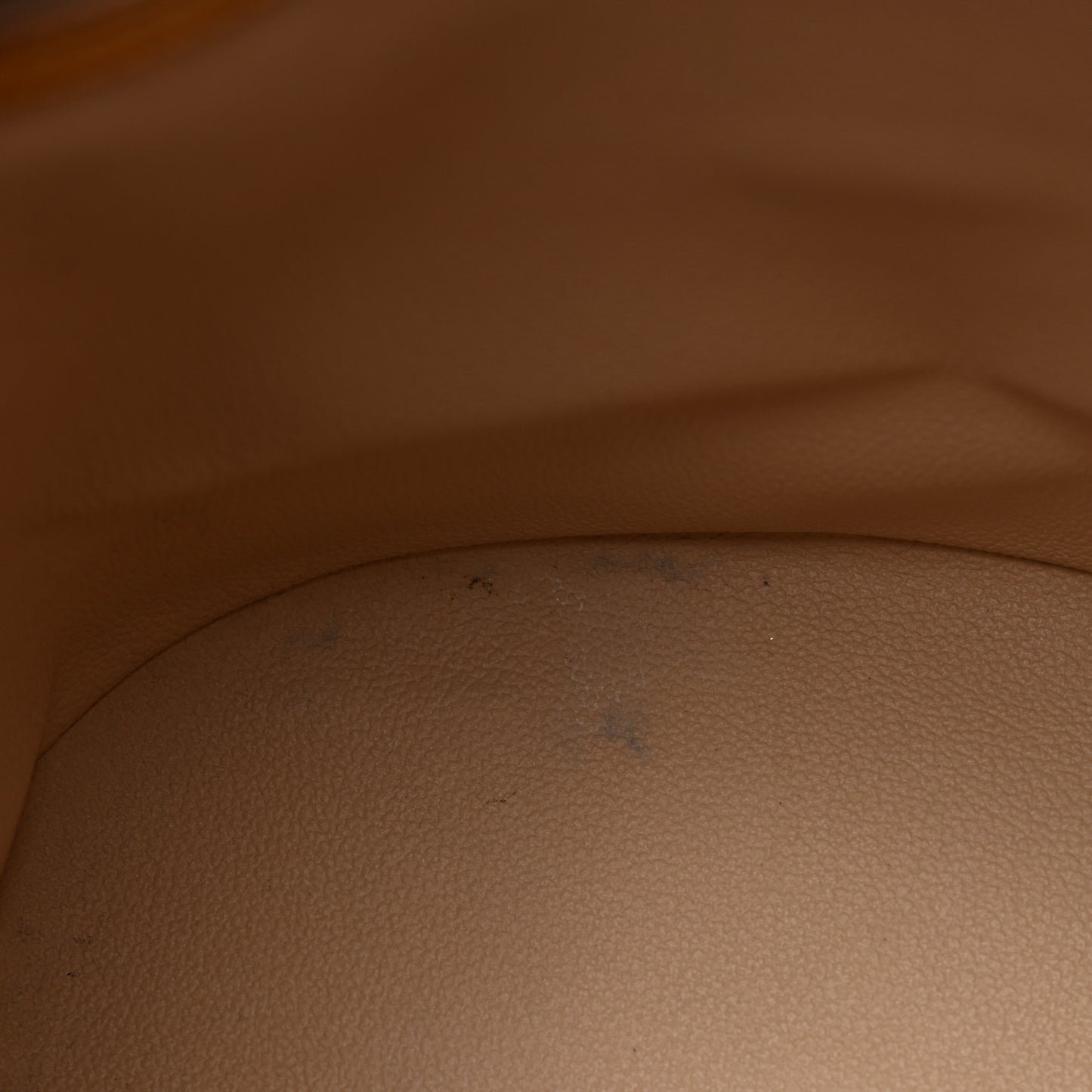 Monogram Petit Bucket 23
