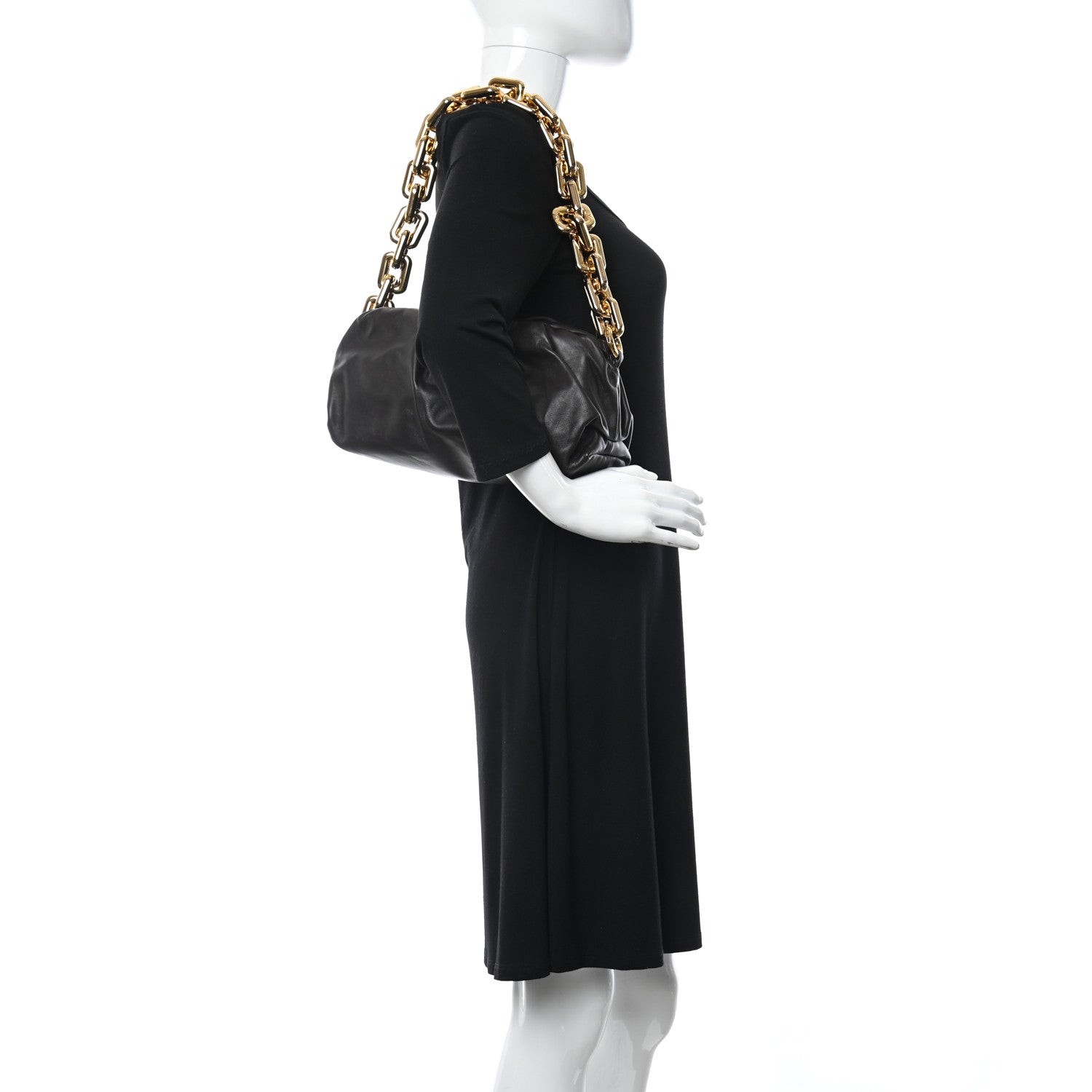 Bottega Veneta Calfskin The Pouch Chain Fondant 2 of 10