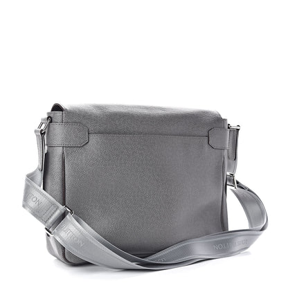 Louis Vuitton Taiga Roman MM Messenger Glacier 3 of 10
