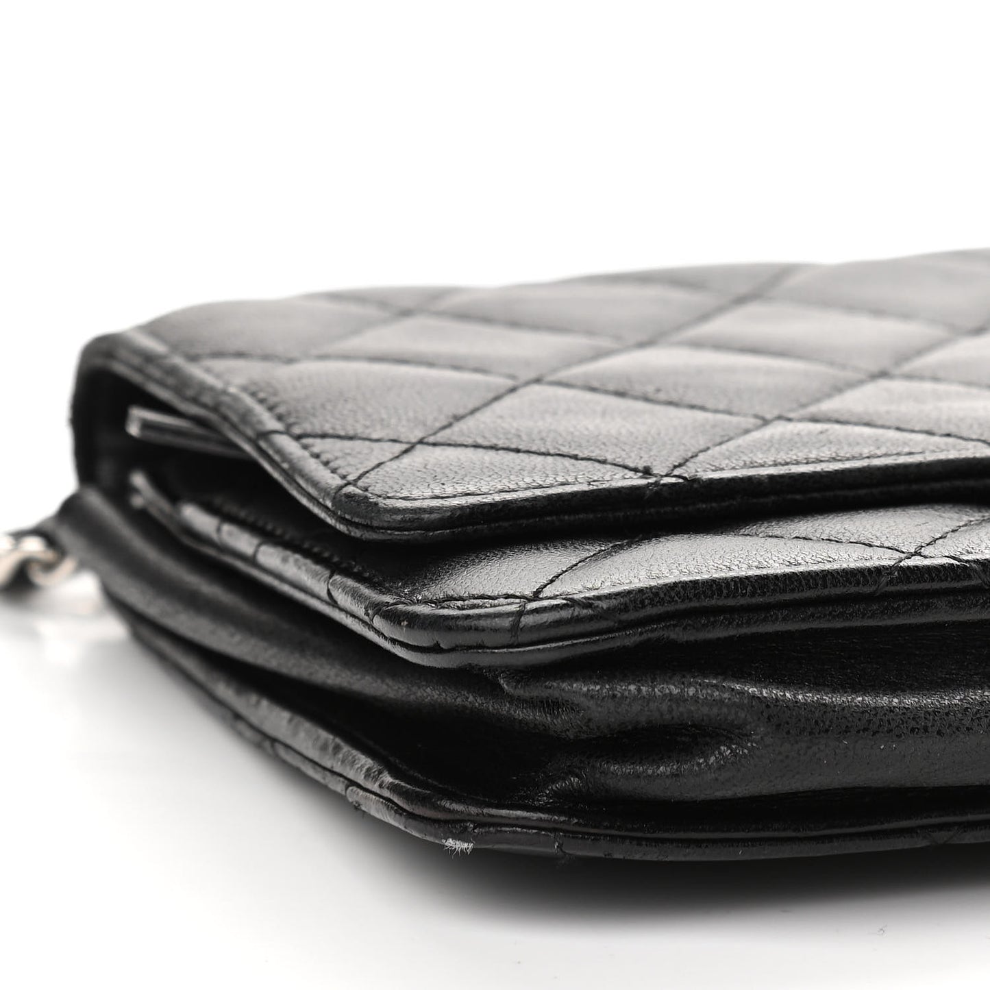 Lambskin Quilted Wallet On Chain WOC Black