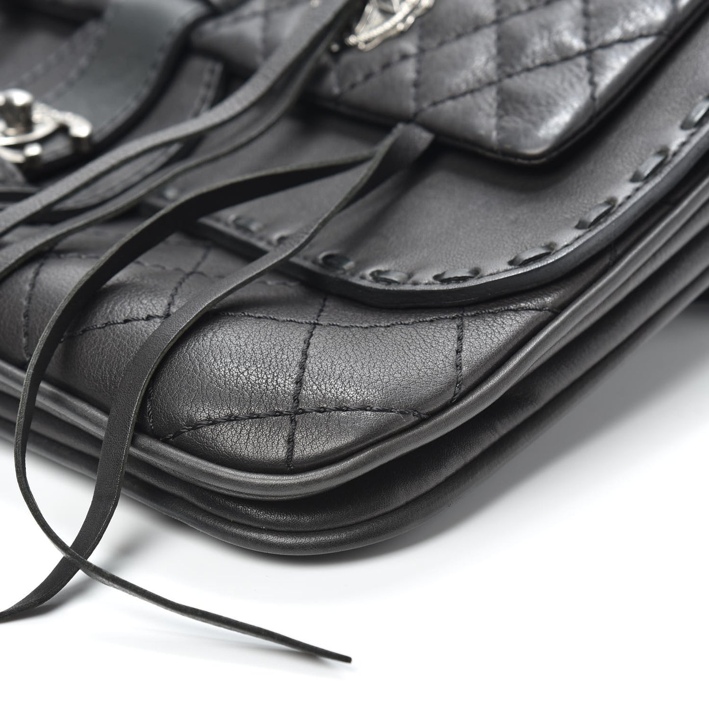 Calfskin Quilted Dallas Saddle Bag Black