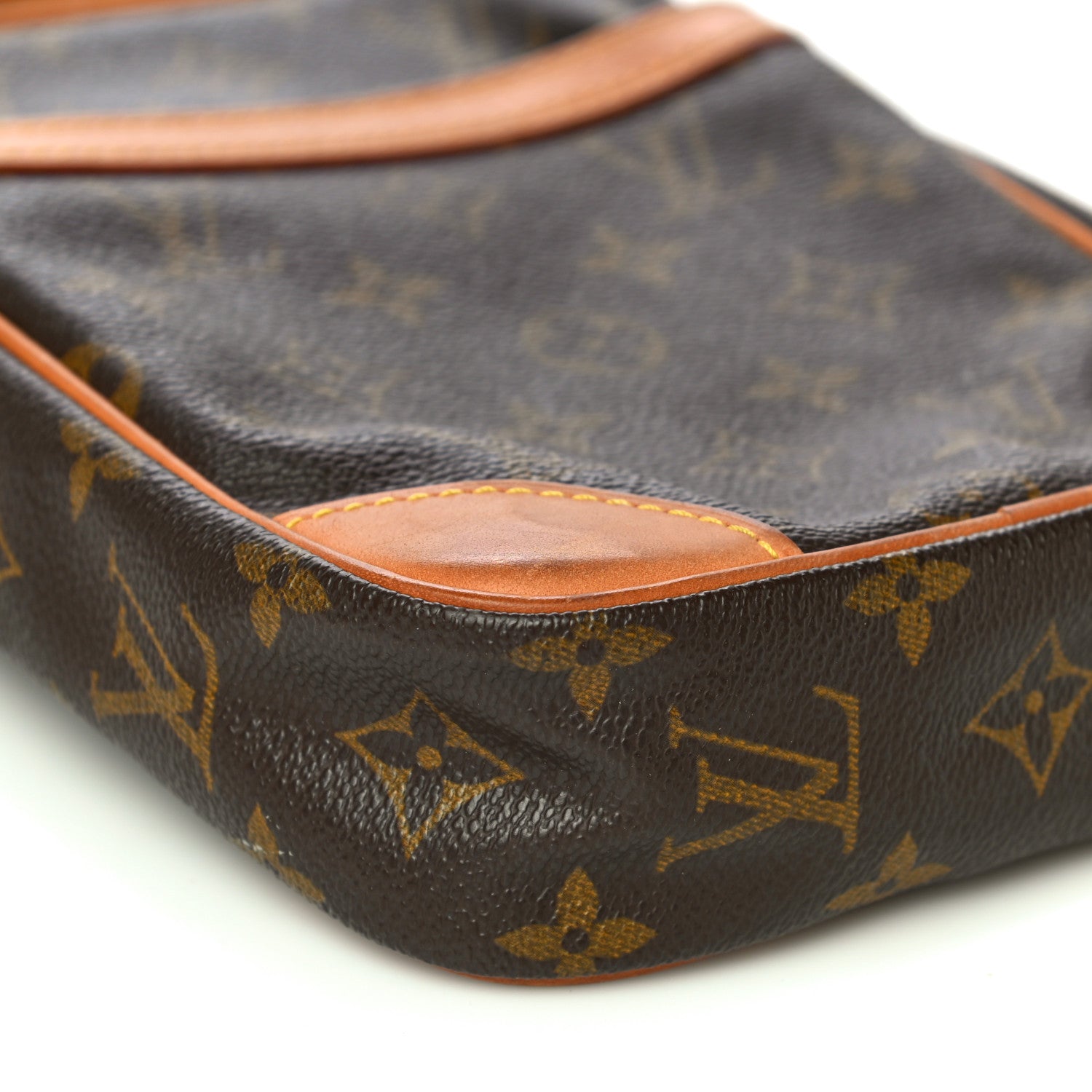 Louis Vuitton Monogram Danube 21 8 of 22
