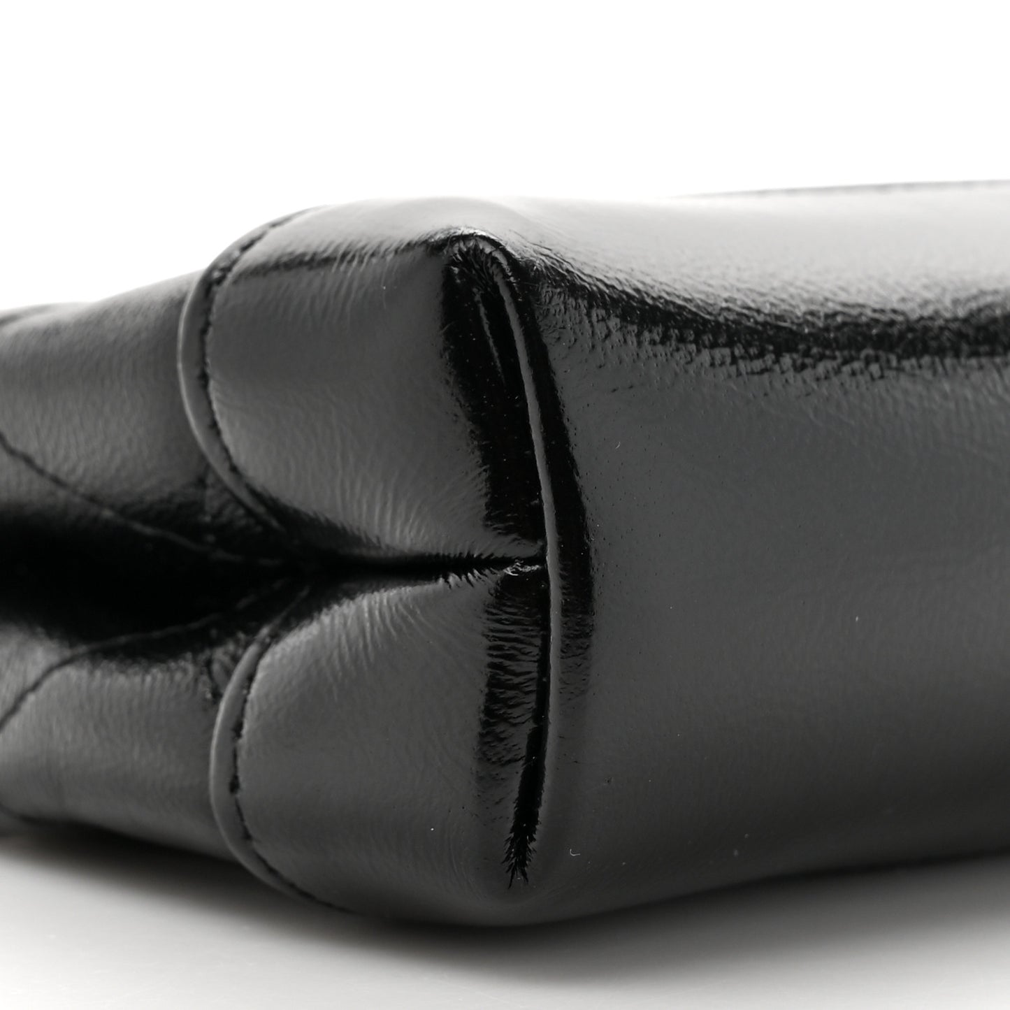 Shiny Lambskin Quilted Micro 31 Clutch With Chain Black