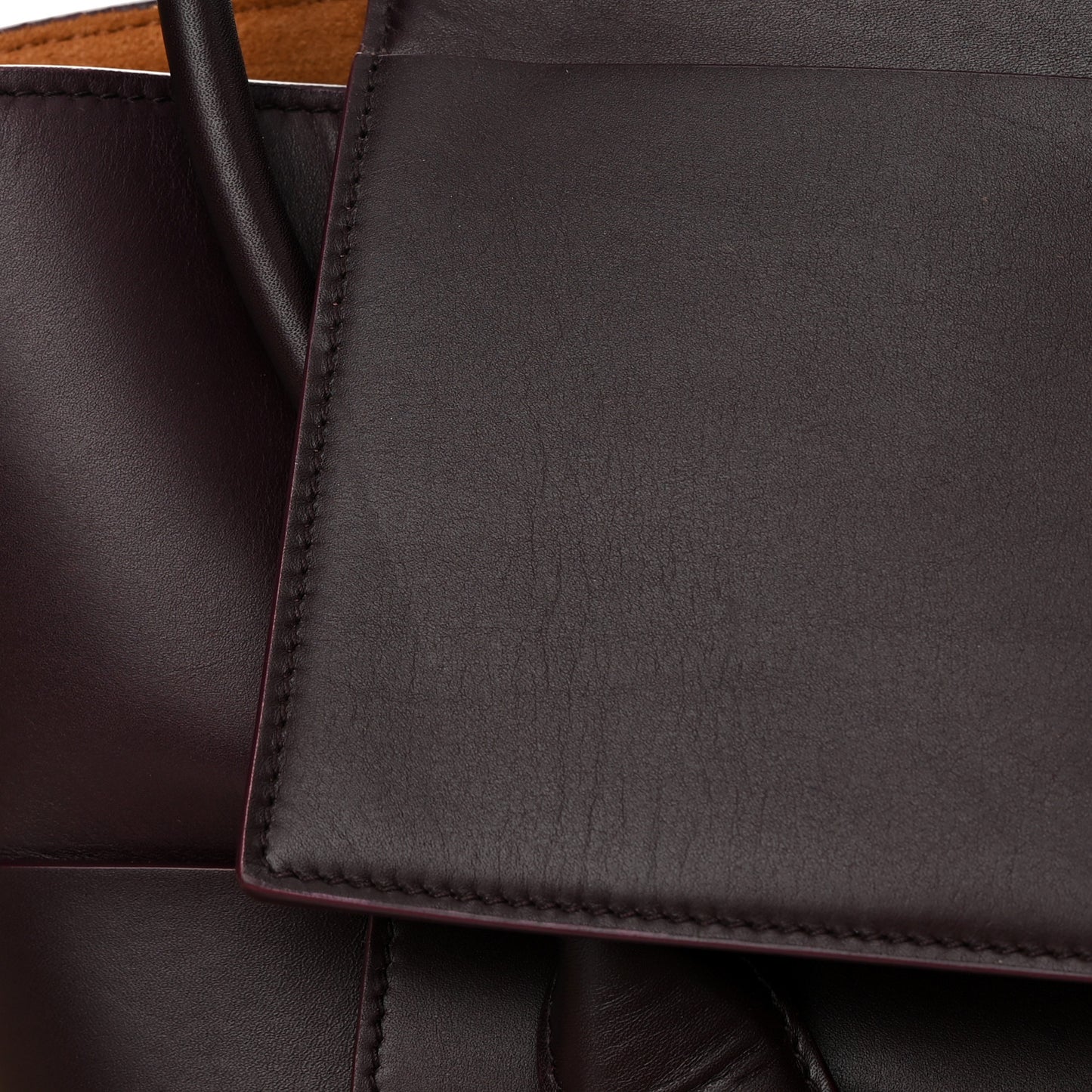 French Calfskin Maxi Intrecciato Medium Arco Grape