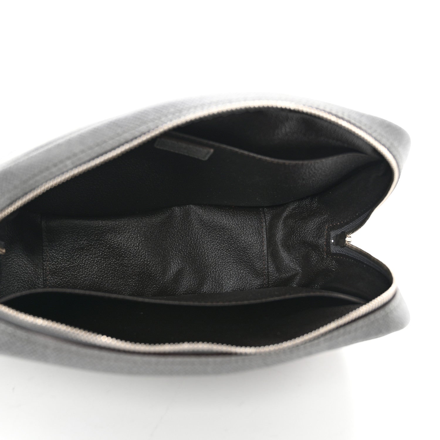 Louis Vuitton Taiga Trousse Toilette GM Glacier 5 of 11
