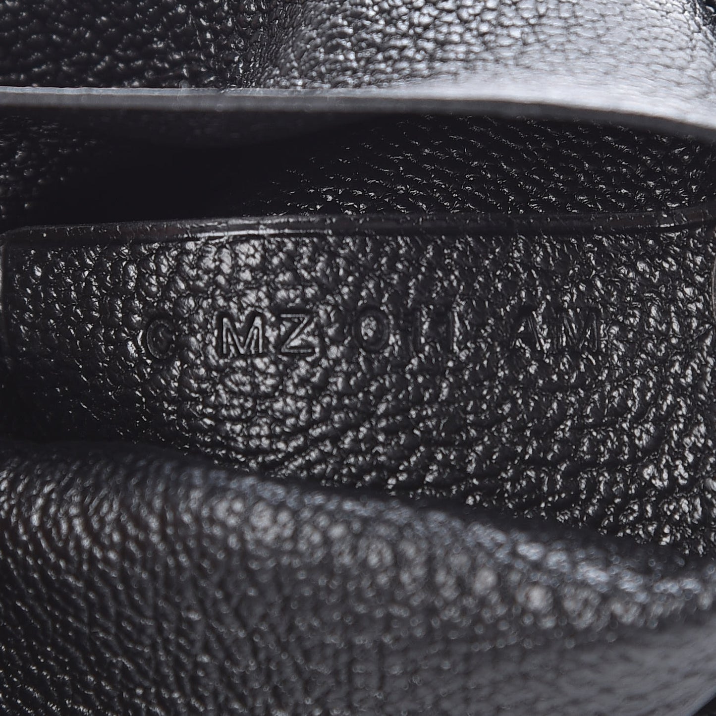 Chevre Mysore Bastia Coin Purse Black