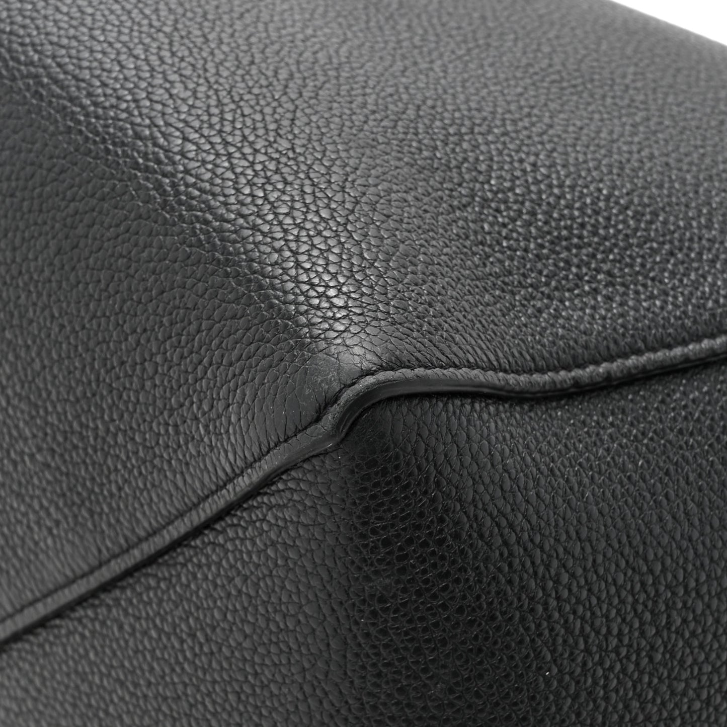 Soft Grained Calfskin Small Belt Cabas Phantom Black