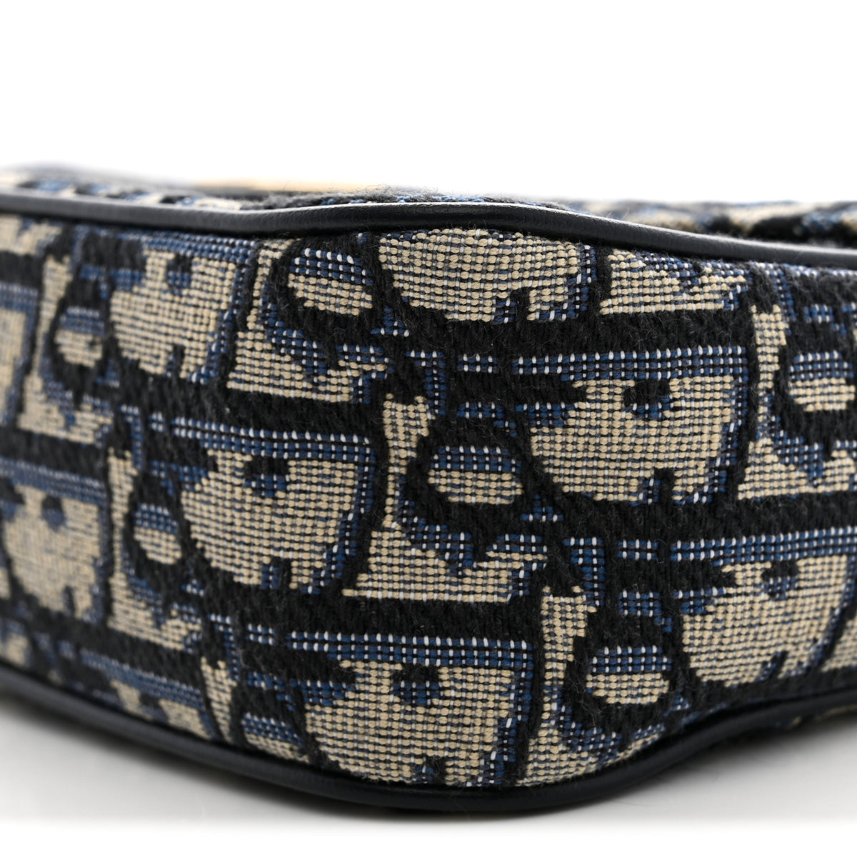 Oblique Jacquard Calfskin 30 Montaigne D-Vine Pouch With Chain Blue