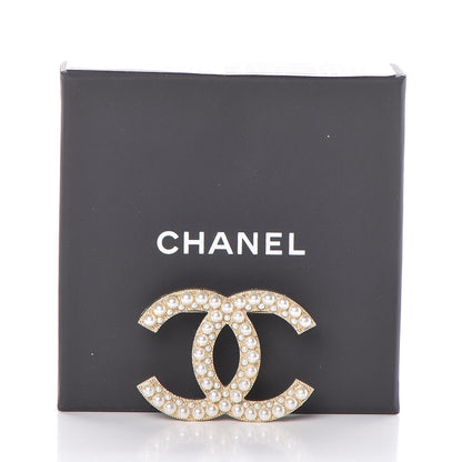 Chanel Pearl CC Brooch Gold 5 of 5