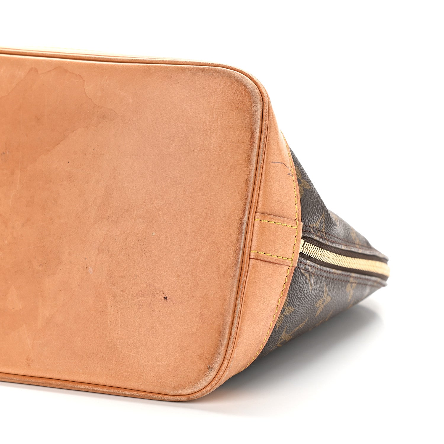 Louis Vuitton Monogram Alma PM 8 of 20