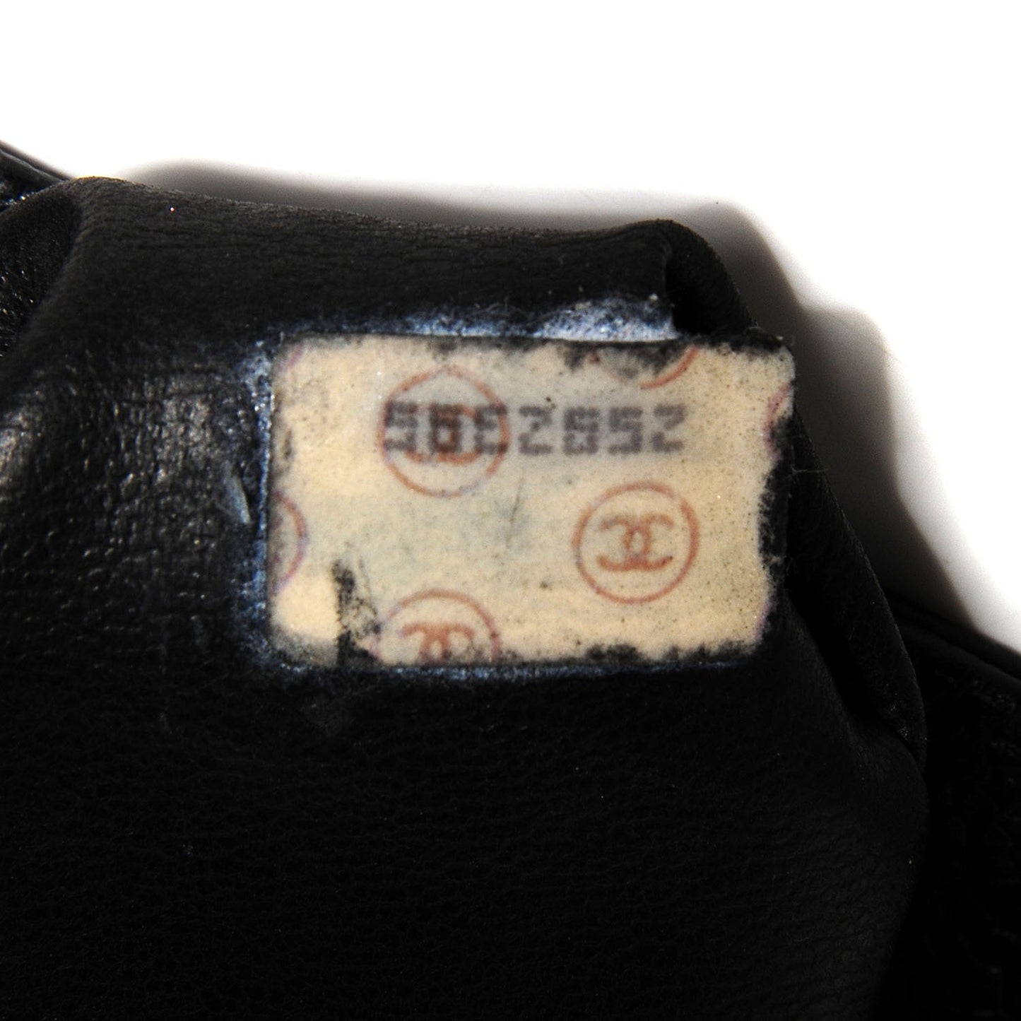 Caviar CC Shoulder Bag Black