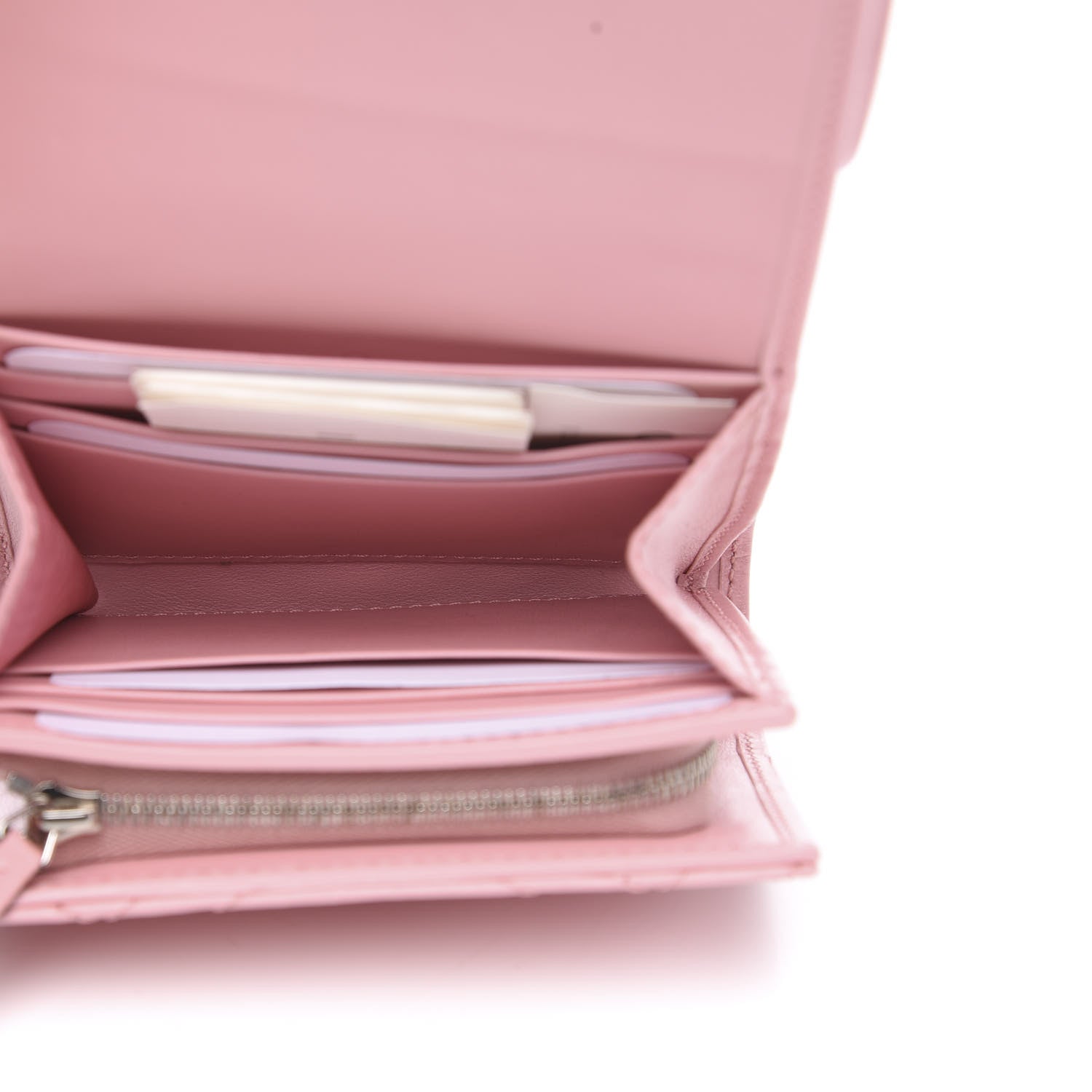 Gucci Calfskin Matelasse GG Marmont Medium Wallet Wild Rose 5 of 7