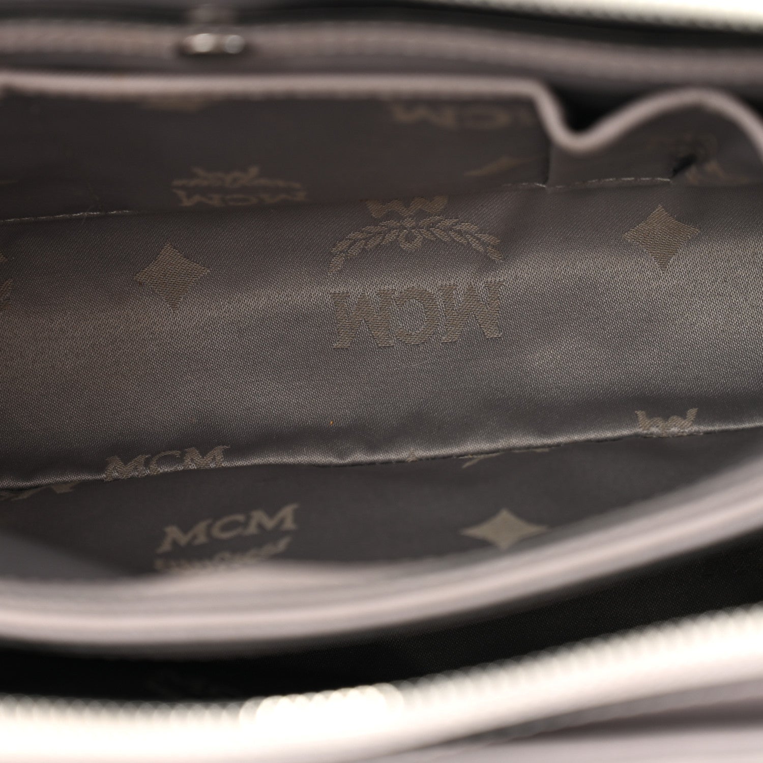 MCM Saffiano Medium Nuovo Tote Gull Gray 5 of 14