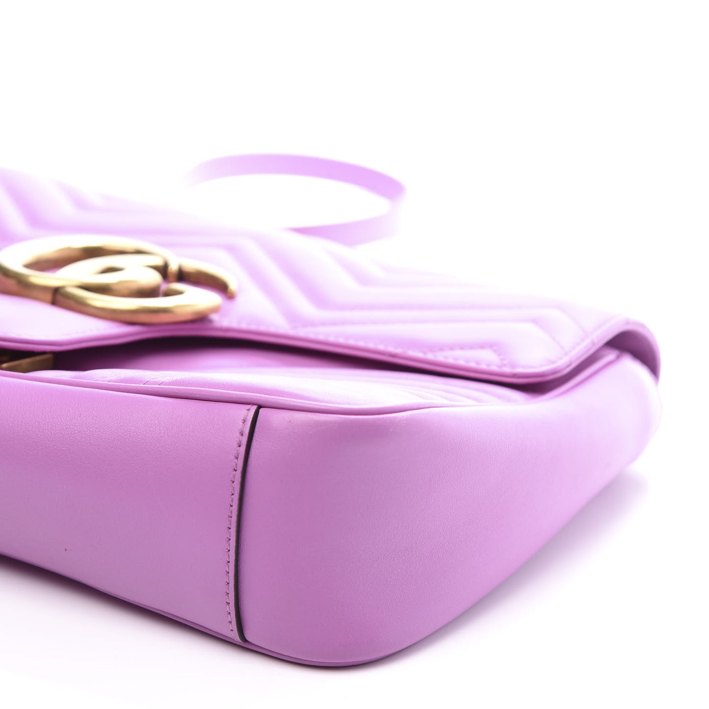 Calfskin Matelasse Medium GG Marmont Shoulder Bag Candy Mousse