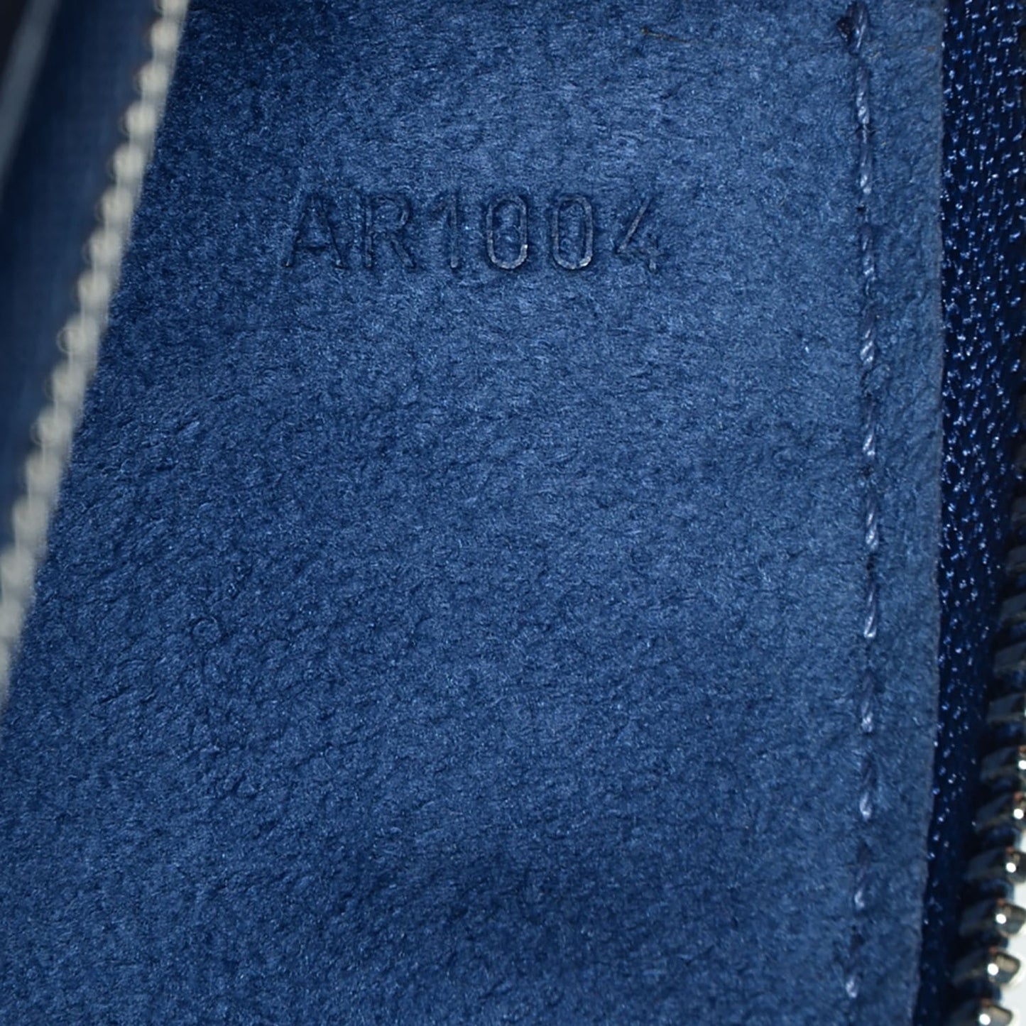 Epi Pochette Accessories 24 Myrtille