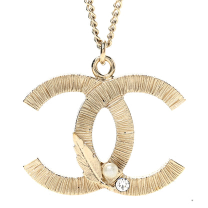 Chanel Pearl Crystal Leaf CC Necklace Gold 4 of 7
