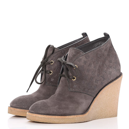 Louis Vuitton Monogram Embossed Suede Frosty Wedge Low Boots 38.5 Dark Grey 3 of 10