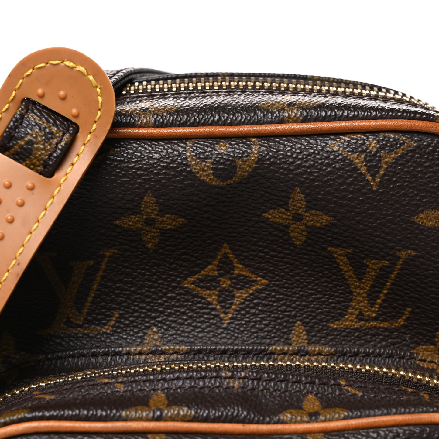 Monogram Amazone