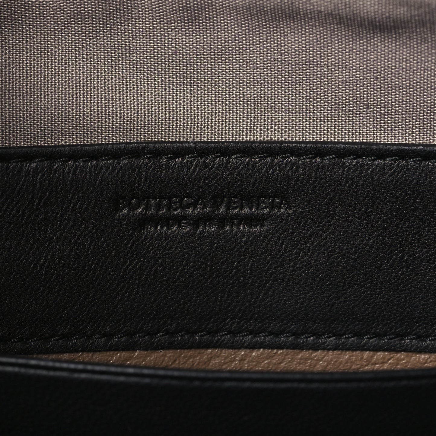 Nappa Intrecciato Medium Zip Pouch Black