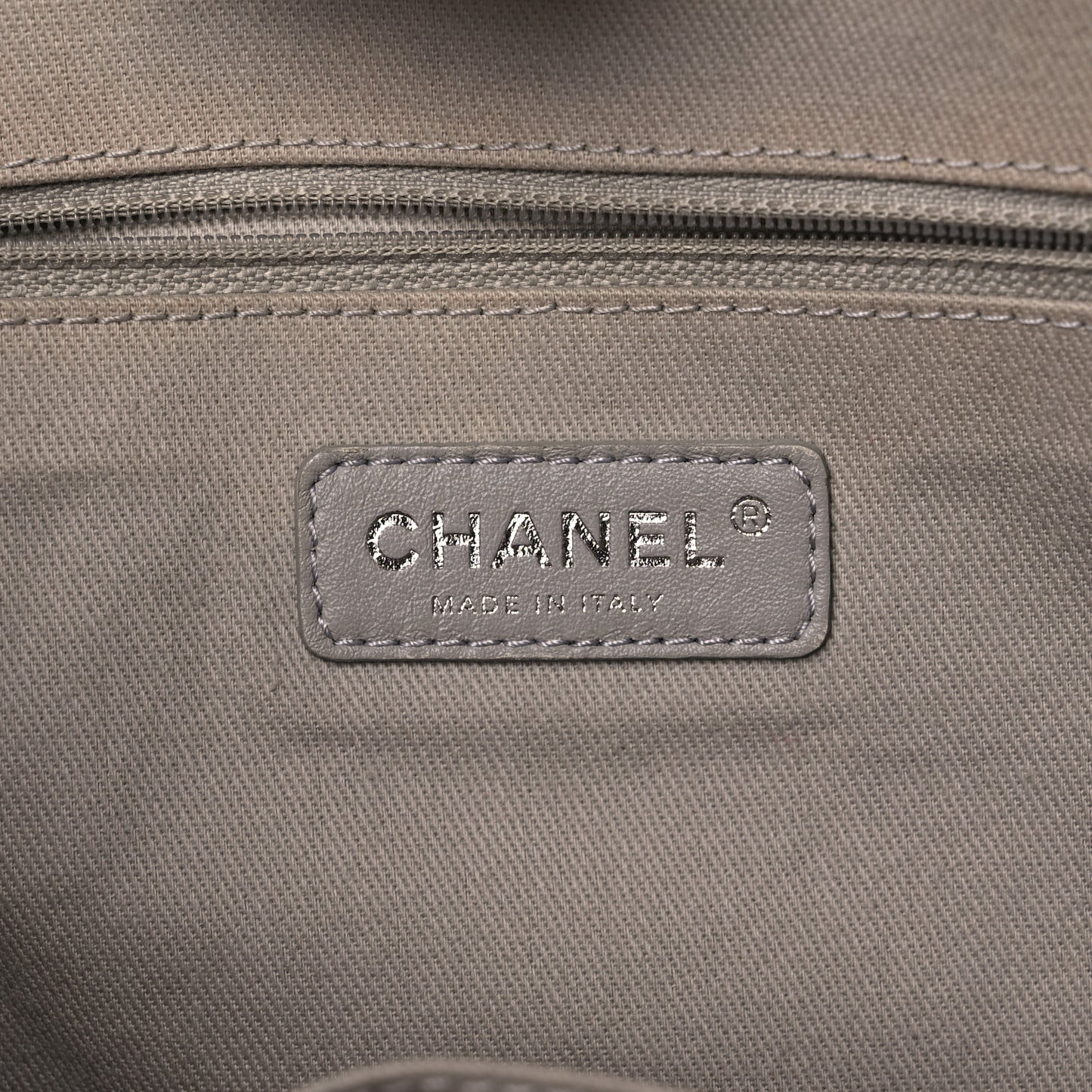 Glazed Calfskin Large Deauville Tote Light Pink