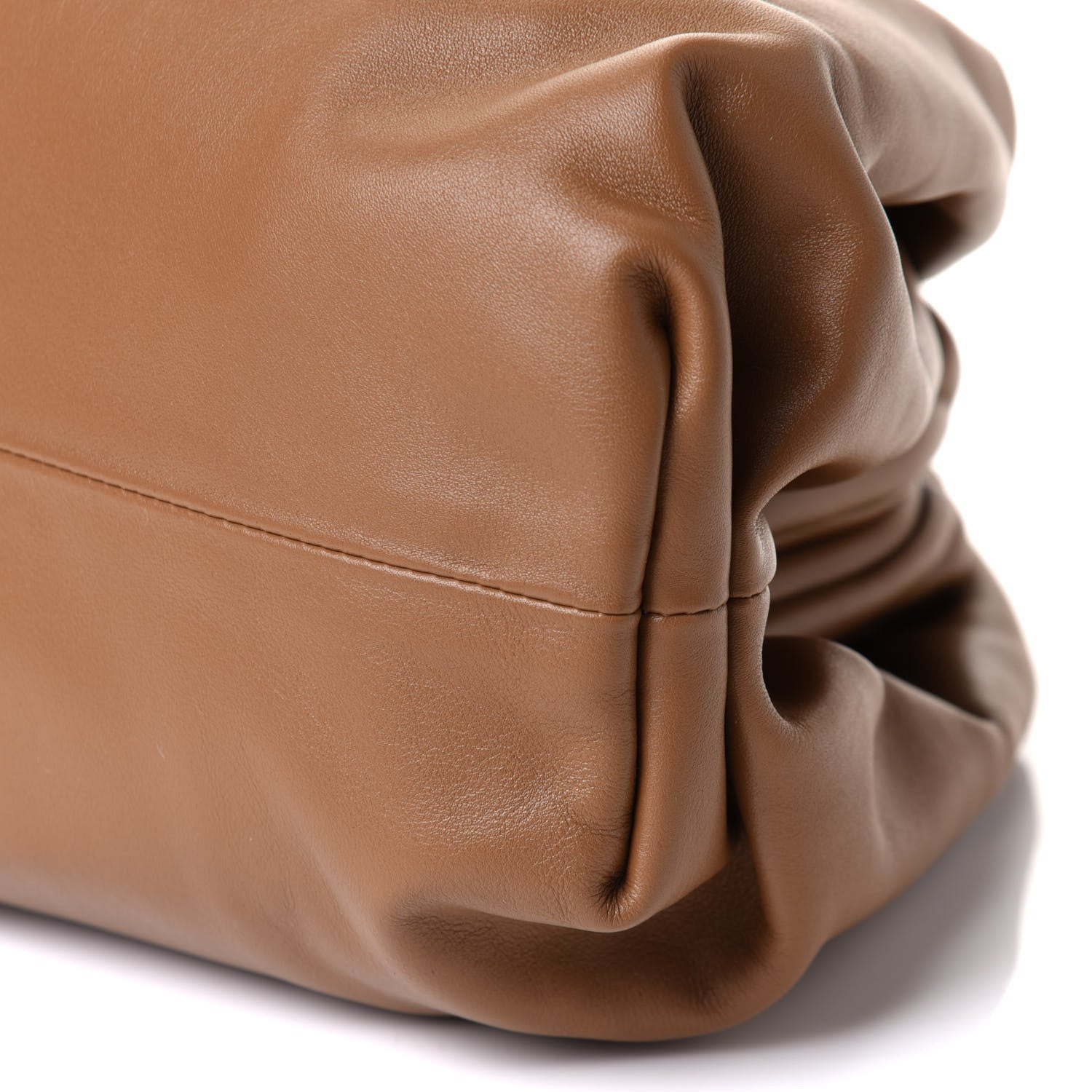 Bottega Veneta Smooth Butter Calf The Pouch Oversized Clutch Cammello 10 of 11