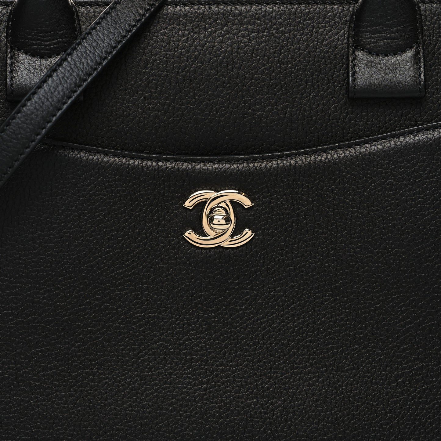 Grained Calfskin Small Neo Executive Shopper Tote Black