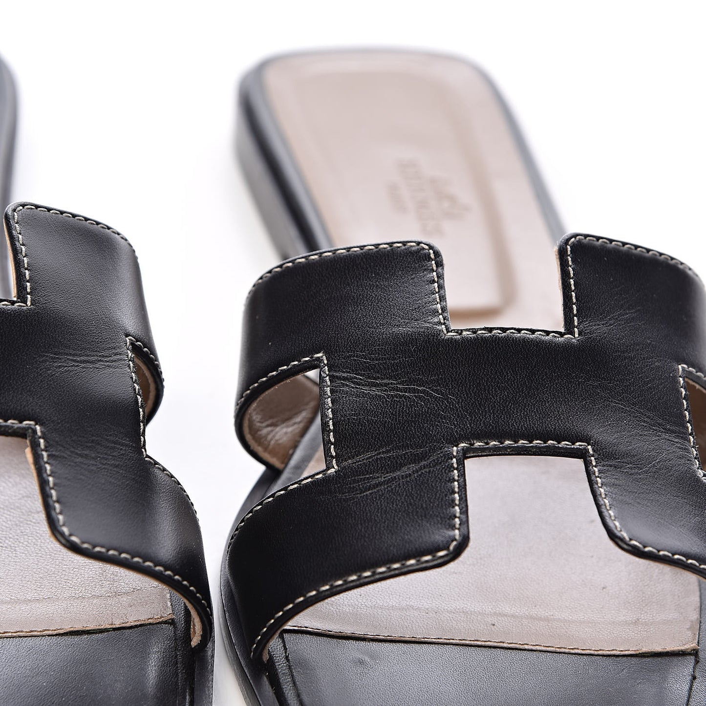 Box Calfskin Oran Sandals 41 Black