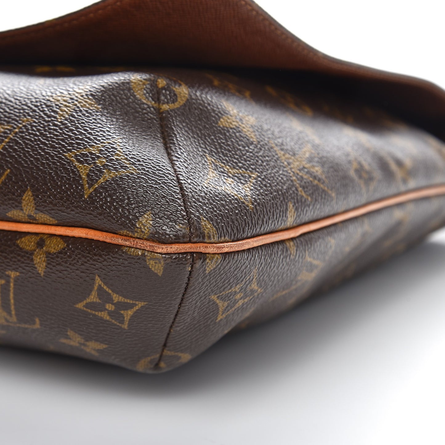 Monogram Musette GM
