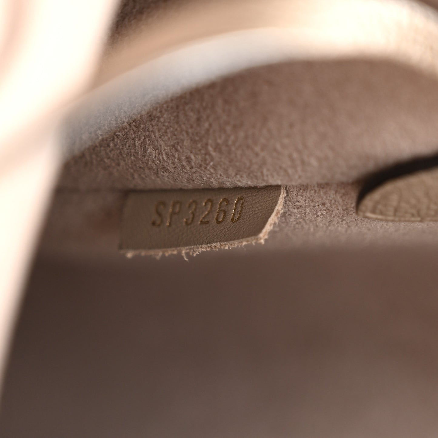 Empreinte Monogram Giant Neonoe MM Tourterelle Creme