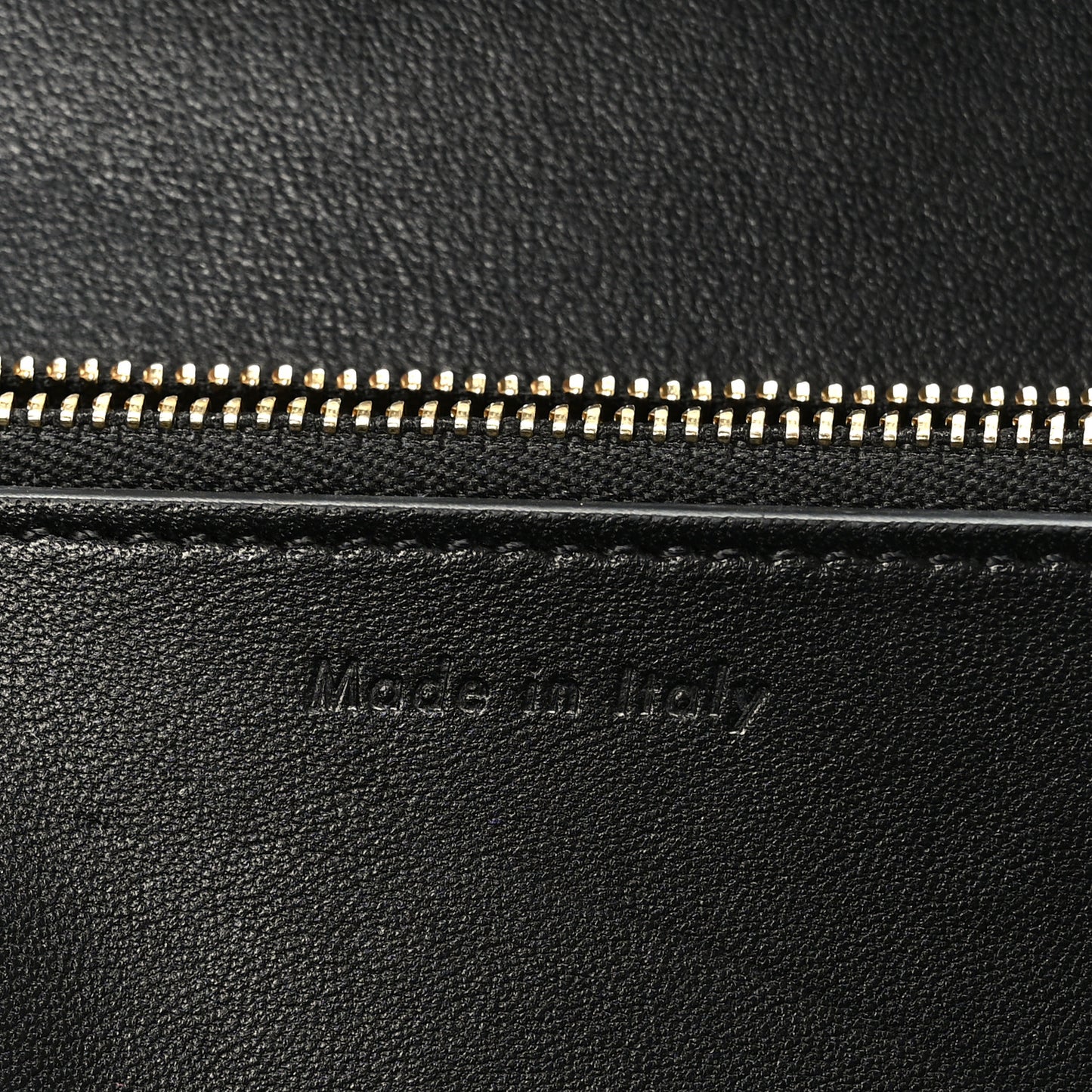 Box Calfskin Medium Classic Box Flap Bag Black