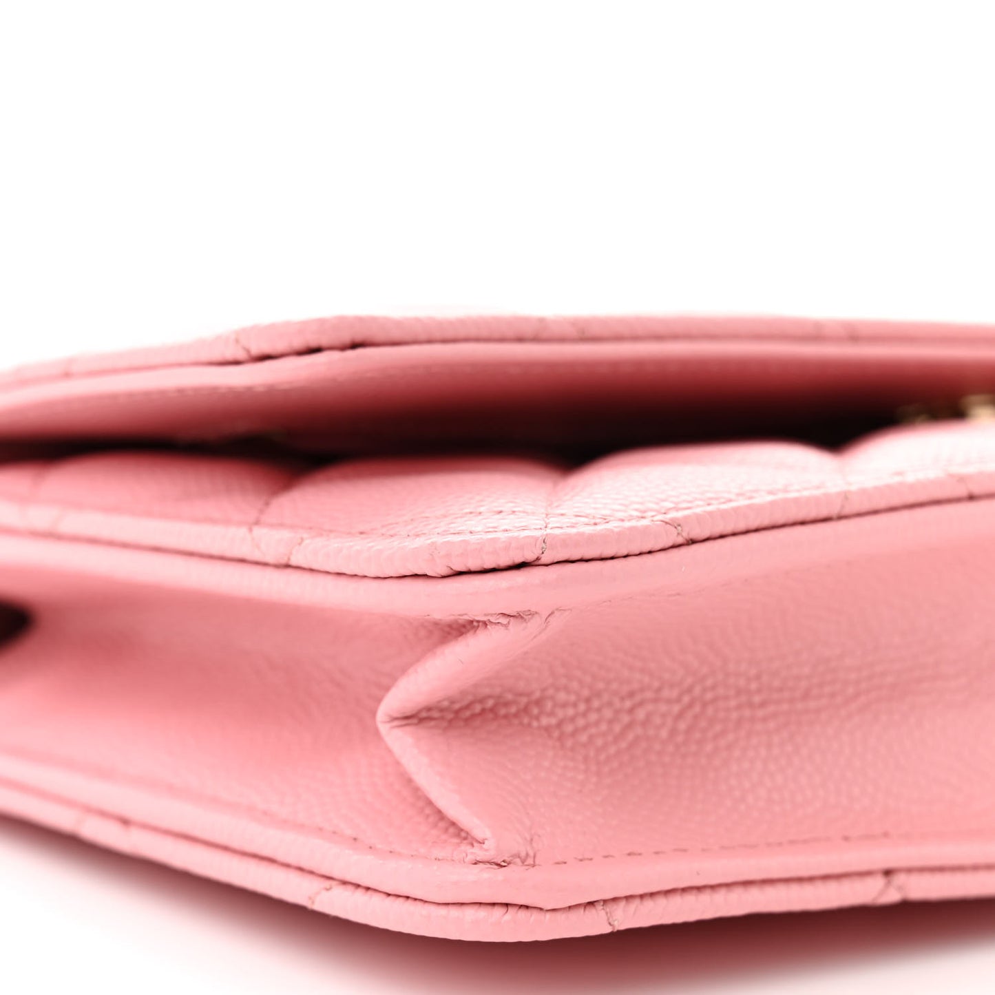Caviar Quilted Wallet on Chain WOC Light Pink