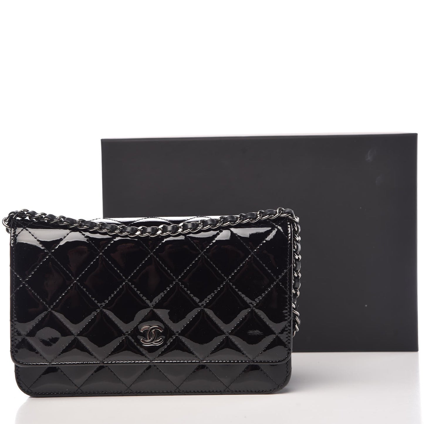 Patent Quilted Wallet On Chain WOC Black