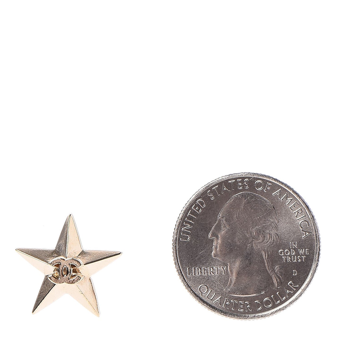 Metal CC Star Earrings Gold
