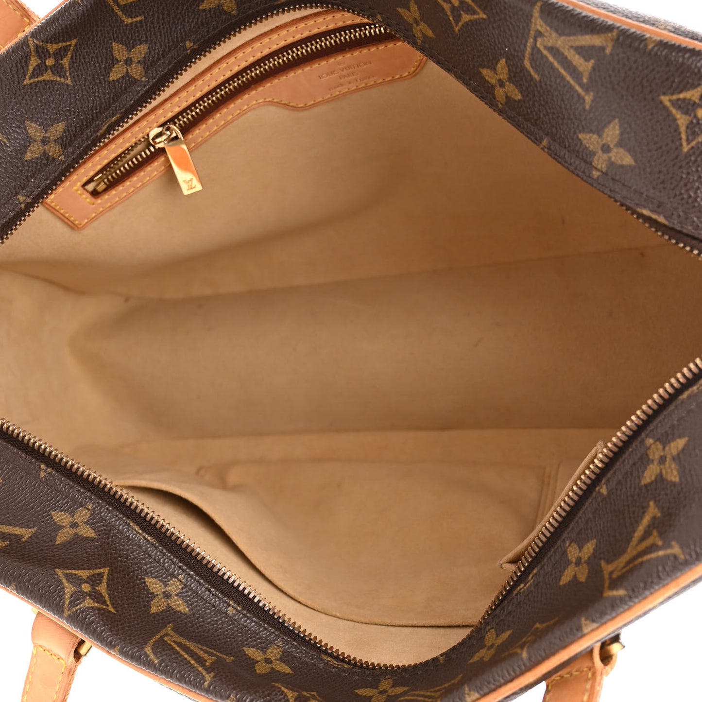 LOUIS VUITTON Monogram Cite GM