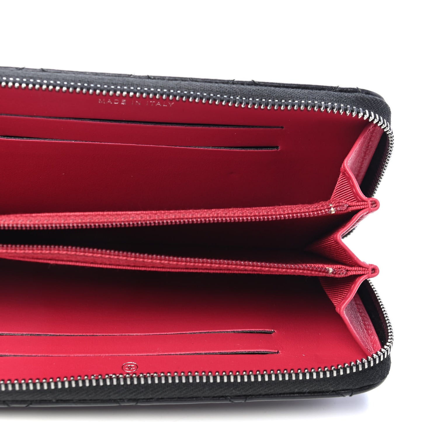Aged Calfskin Quilted Small Gabrielle Zip Around Wallet Black