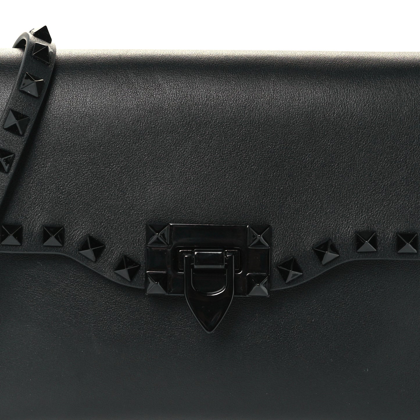 Vitello Monochrome Medium Rockstud Flip Lock Crossbody Bag Black