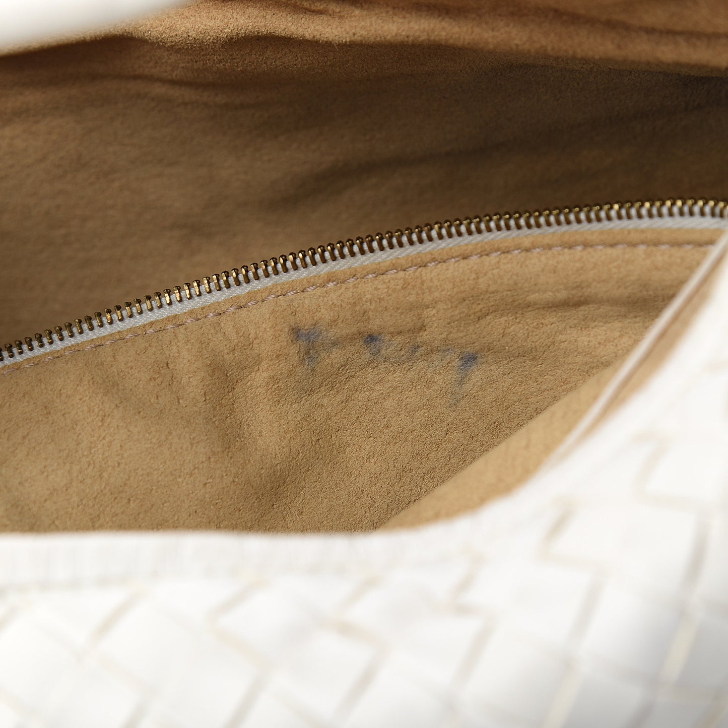 Nappa Intrecciato Medium Veneta Chain Hobo White