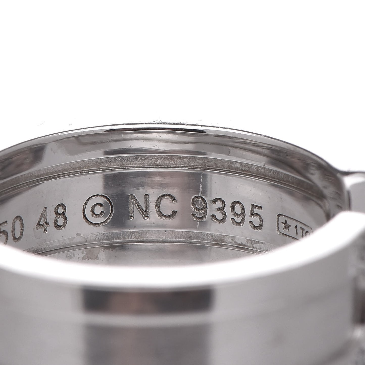 18K White Gold Diamond 6.5mm Logo De Ring 48 4.5