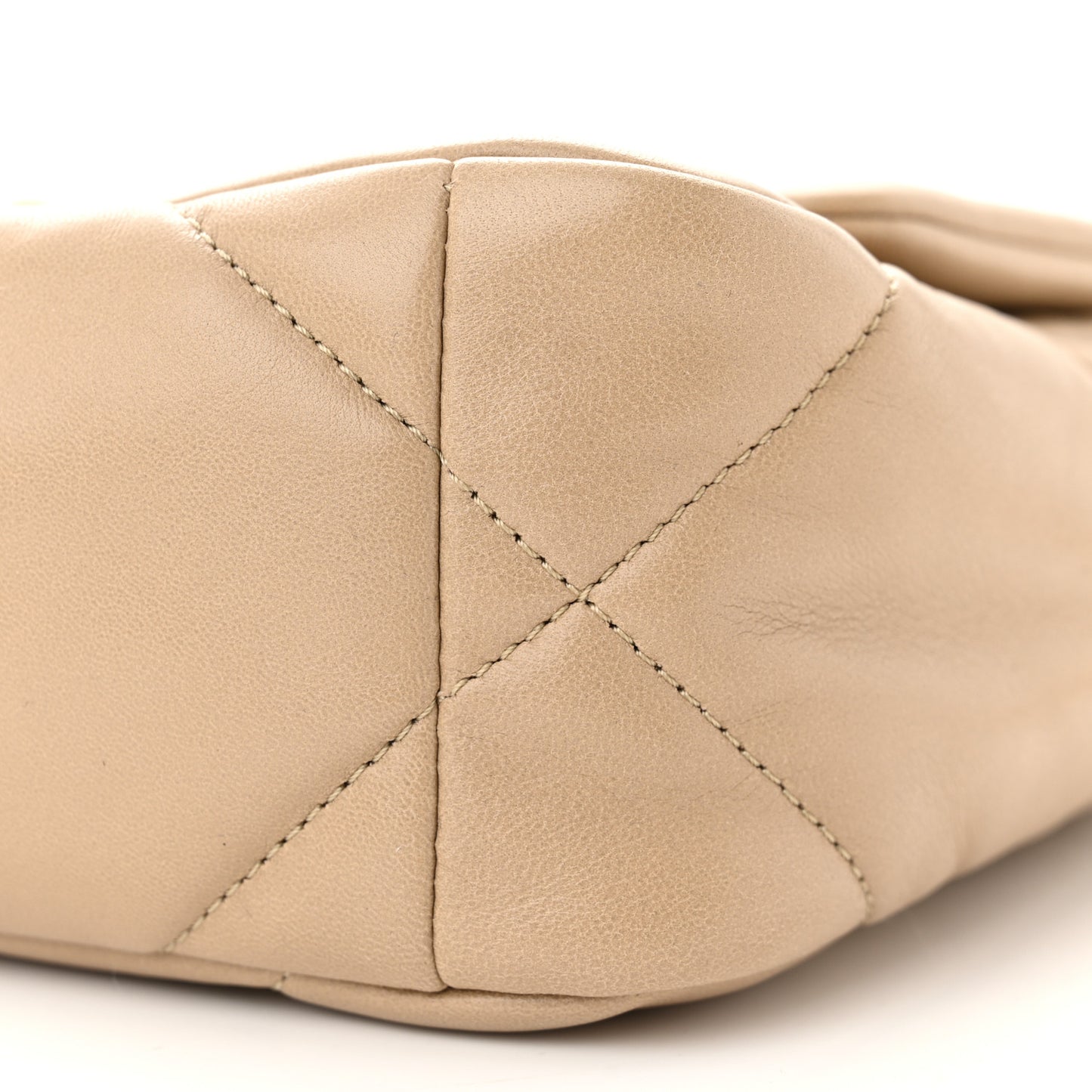 Lambskin Quilted Medium Chanel 19 Flap Dark Beige